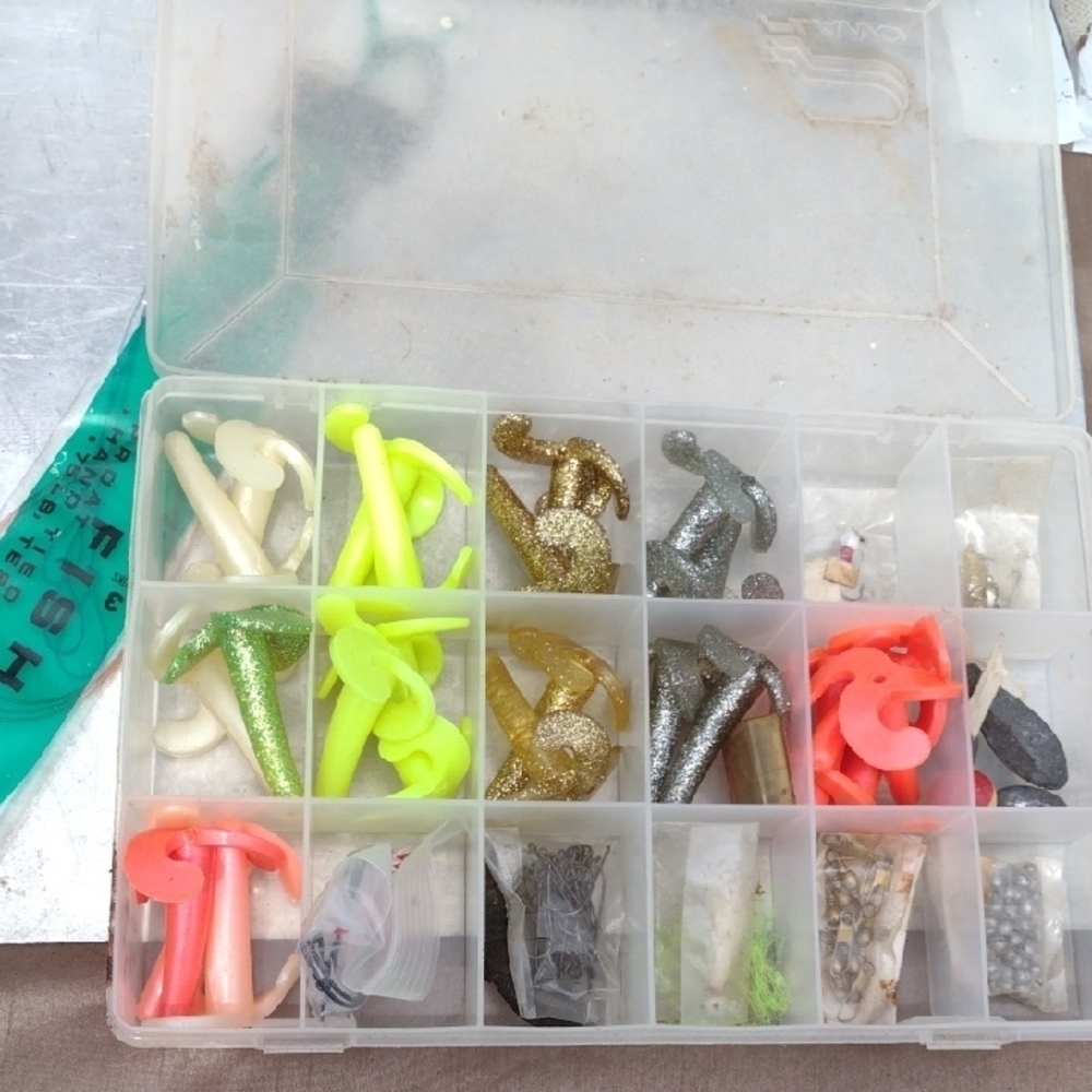 Fishing Lure Set with Assorted Colors NWT